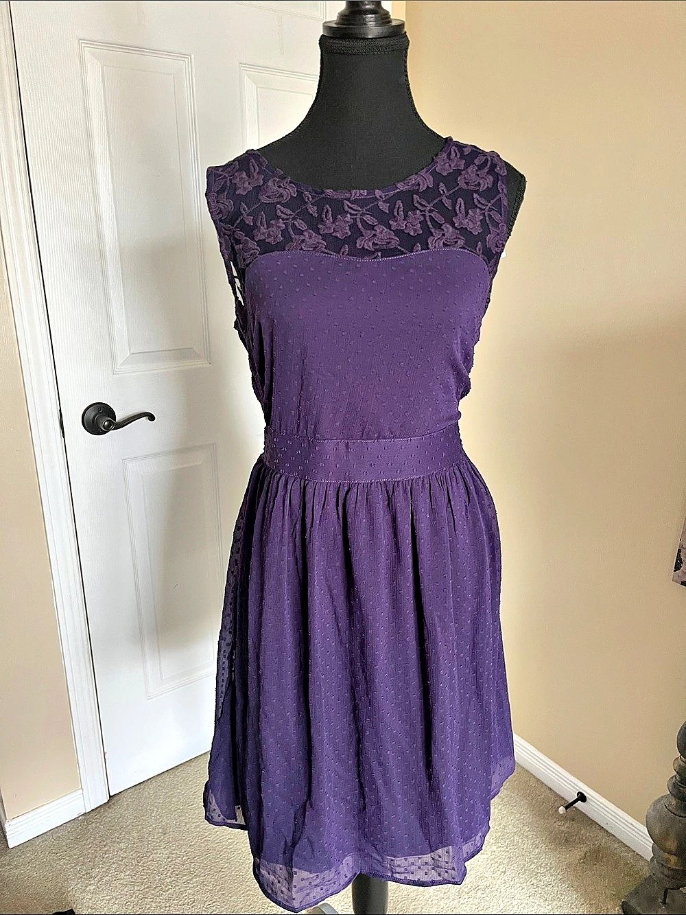 RICKI'S Floral Lace Midi Dress in Purple Size 10 NWT